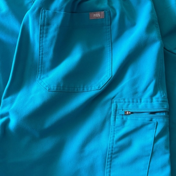 FIGS top xl bottoms xl - Picture 6 of 9